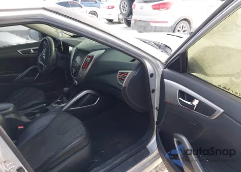 2012 Hyundai Veloster Base W/Black z USA, uszkodzony, nr VIN KMHTC6AD4CU056315